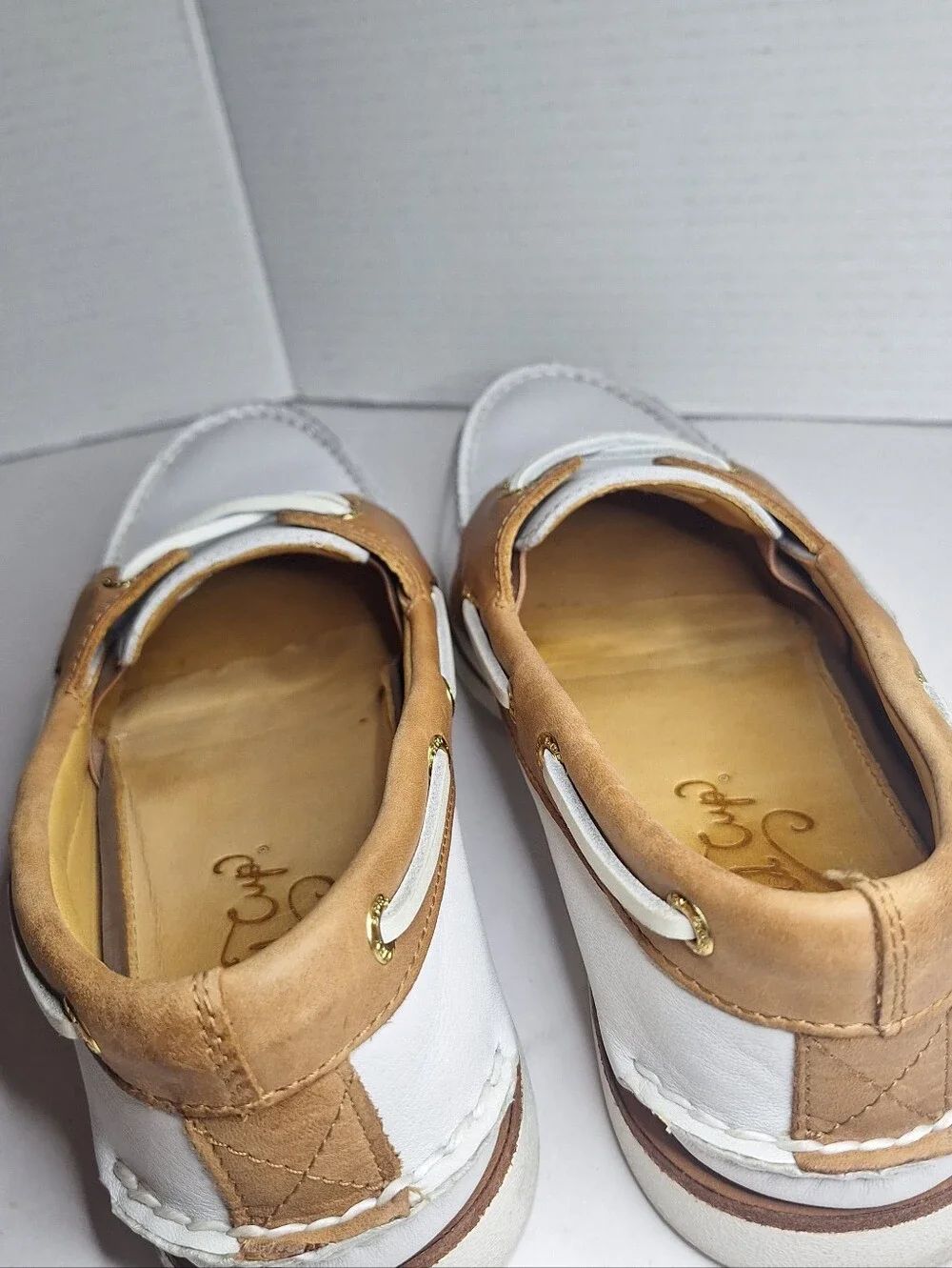 Sperry Authentic Gold Cup 2 EYE Boat Shoes Ivory Leather Lambskin Lining Mens 9